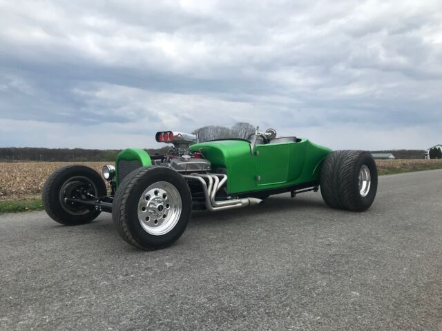 built 350 chevy engine - 4 speed transmission - fiberglass body