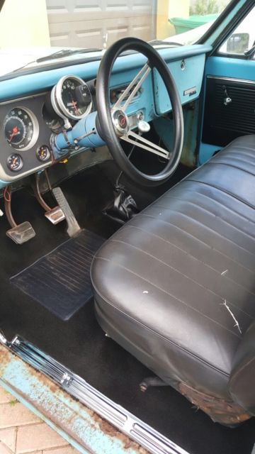 chevy c10-original paint short bed