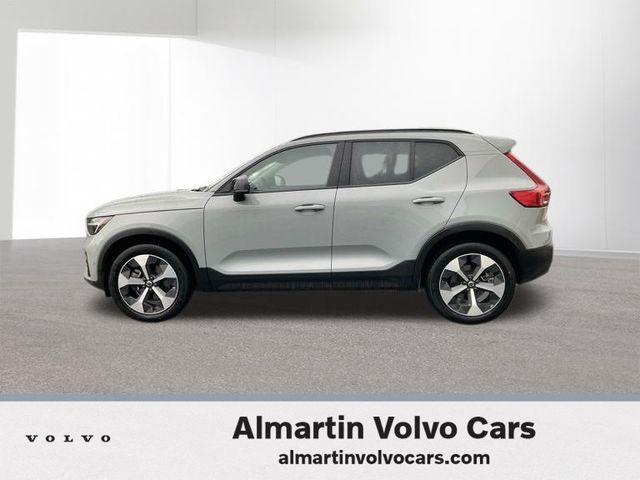 2024 volvo xc40 b5 plus dark