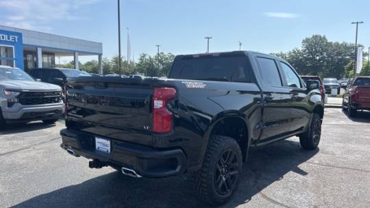new 2024 chevrolet silverado 1500 lt trail boss crew cab short bed 4wd