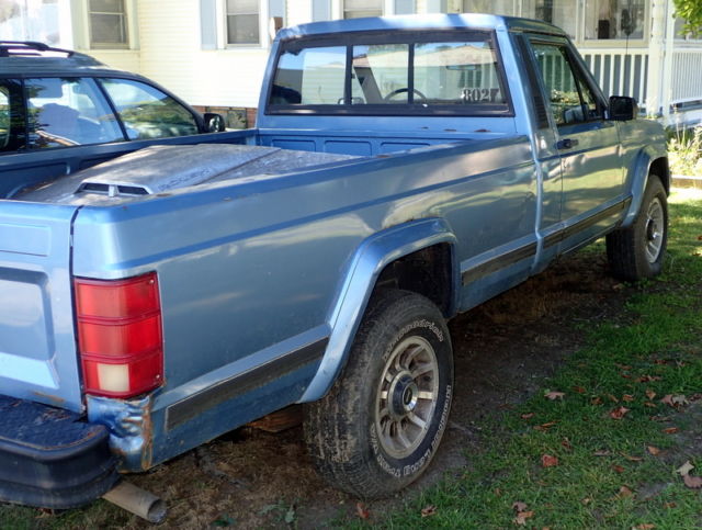1989 jeep comanche 4x4 pick up truck, 7 1/2 bed, tons of new or newer parts