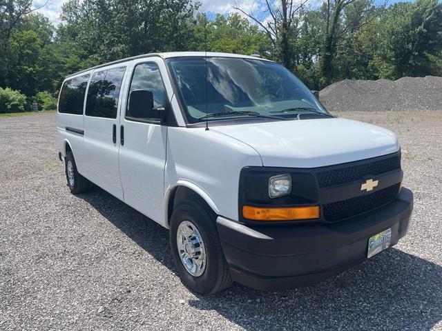 2017 chevrolet express 3500 ls