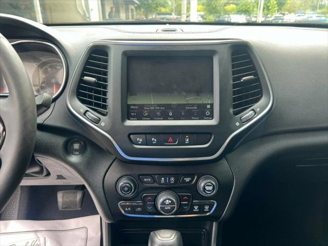 2023 jeep cherokee altitude