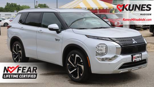 2024 Mitsubishi Outlander
