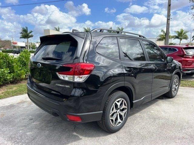 2024 subaru forester premium in hollywood, florida
