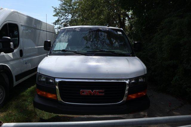 2022 gmc savana 2500 work van