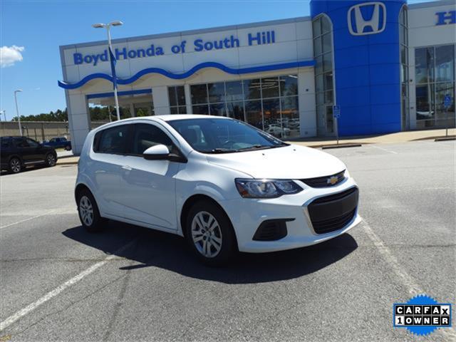 2020 chevrolet sonic fwd hatchback 1fl 5-door