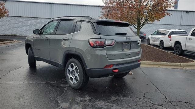 2022 jeep compass trailhawk