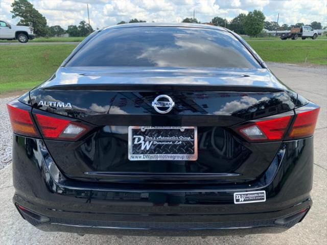 2022 nissan altima s