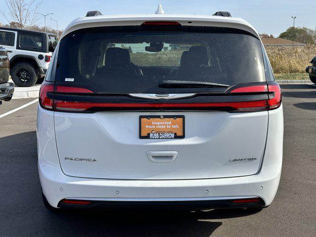 2022 chrysler pacifica limited