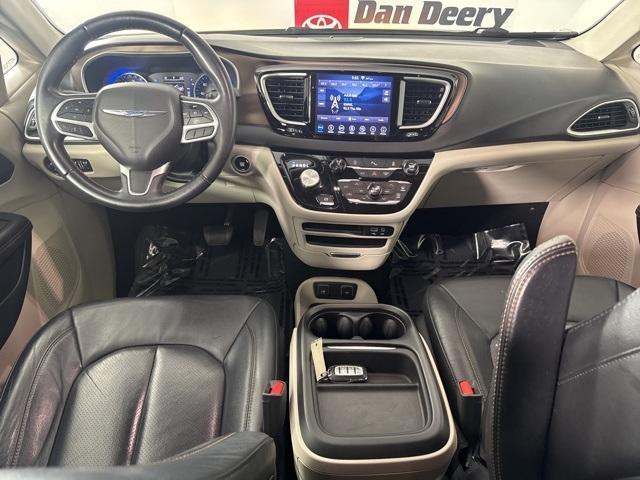 2018 chrysler pacifica touring-l