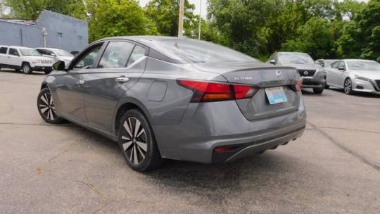 2021 nissan altima 2.5 sv