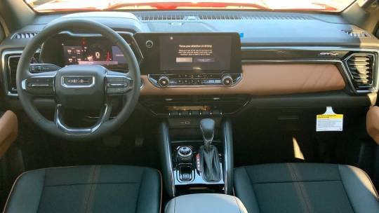 2024 GMC Canyon