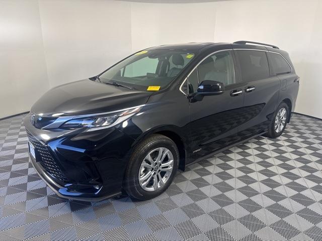 2021 toyota sienna xse 7 passenger