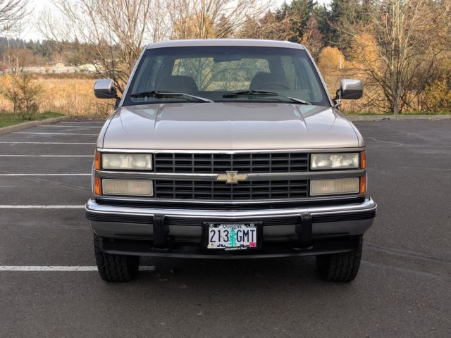 1 owner bone stock 1993 chevy tahoe 4x4 2dr 5.7 350 auto only 89,649 orig miles