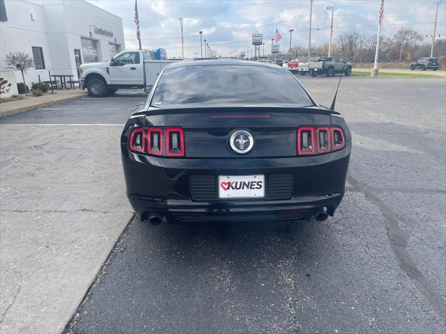 2013 ford mustang v6