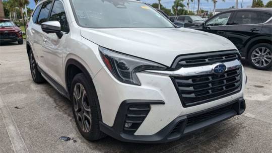 2023 subaru ascent limited 7-passenger
