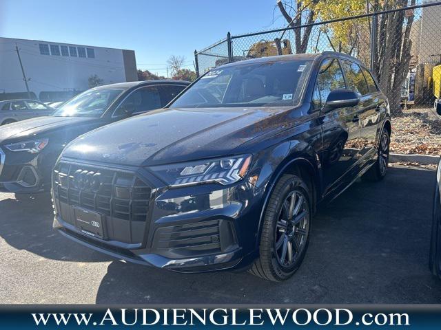 2024 audi q7 45 premium plus