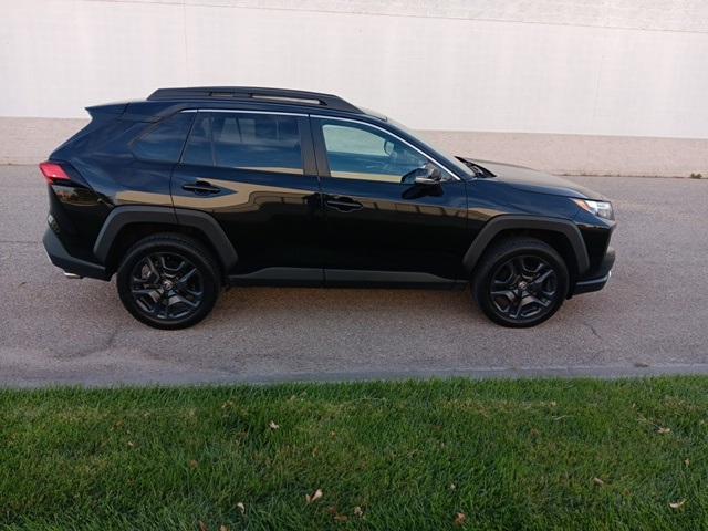 2022 toyota rav4 adventure