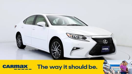 2016 Lexus ES