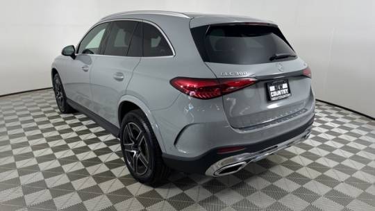 2025 Mercedes-Benz GLC
