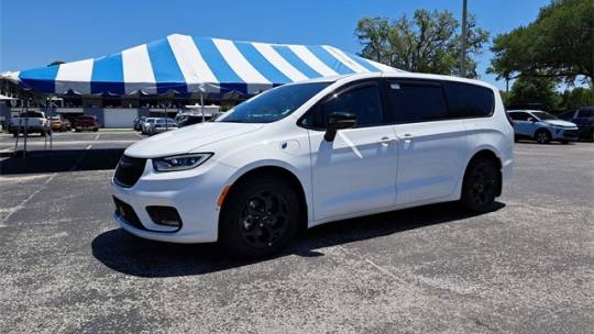 2024 Chrysler Pacifica