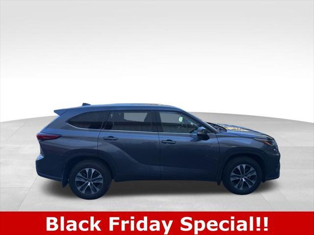 2021 toyota highlander xle