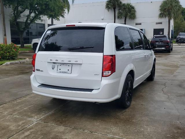 2020 dodge grand caravan gt