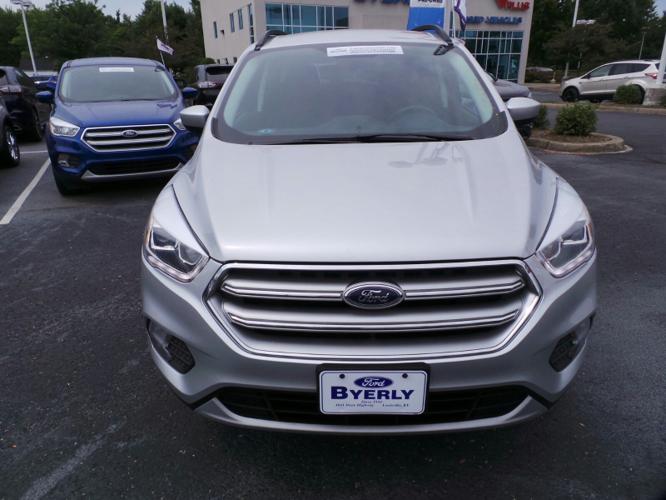 certified 2017 ford escape fwd se louisville, ky 40216 for sale in louisville, kentucky