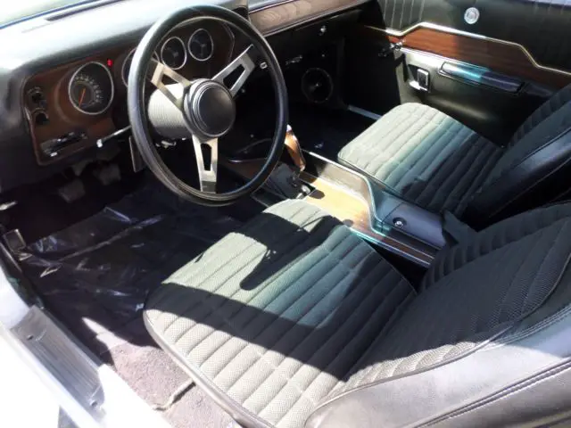 1971 plymouth gtx 440 v8 pistol grip 4 speed