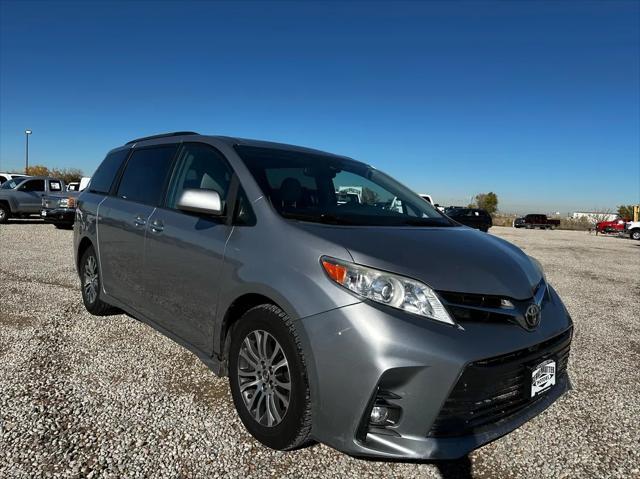 2018 toyota sienna xle premium