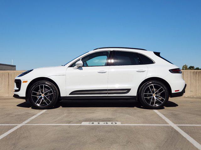 2024 porsche macan base