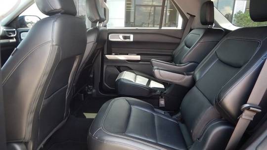 2021 ford explorer limited rwd