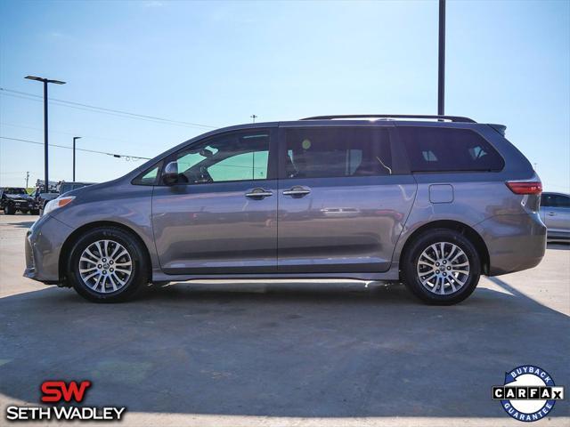 2018 toyota sienna xle