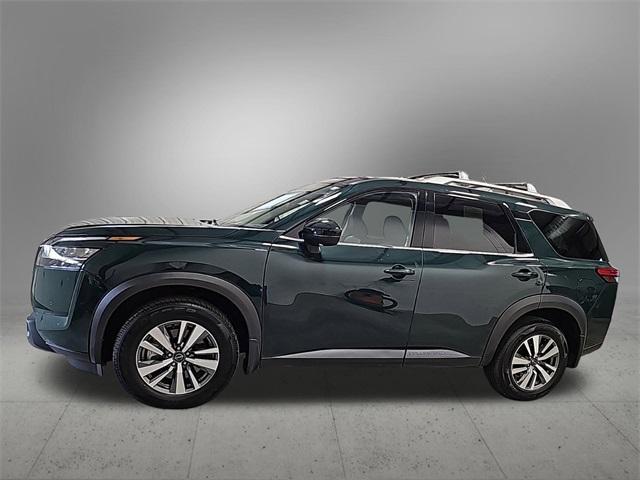 2023 nissan pathfinder sl 4wd