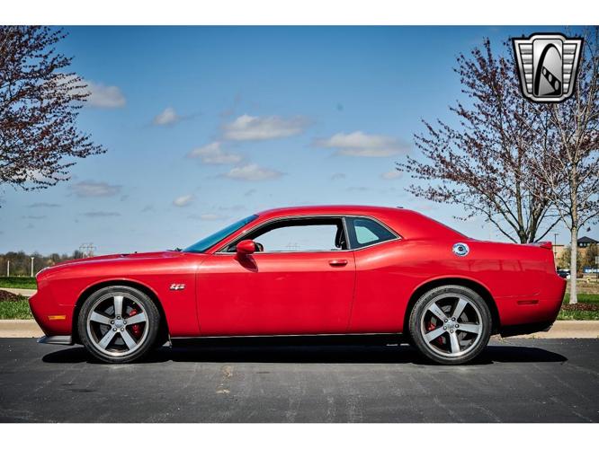 2011 dodge challenger in o'fallon, illinois