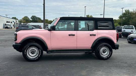 2023 ford bronco base