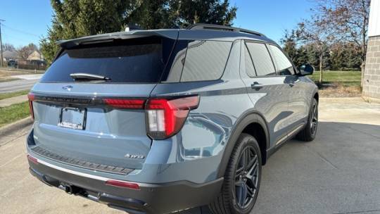 2025 Ford Explorer