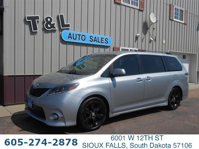 2015 toyota sienna l