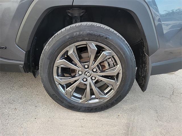 2022 toyota rav4 hybrid xle premium