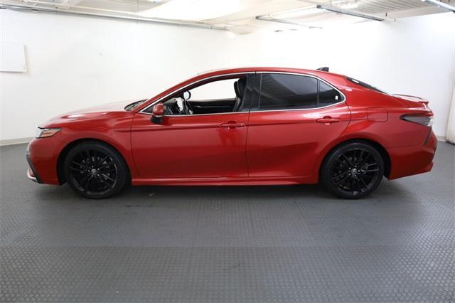 2021 toyota camry xse