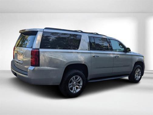 2017 chevrolet suburban in co bluffs, iowa