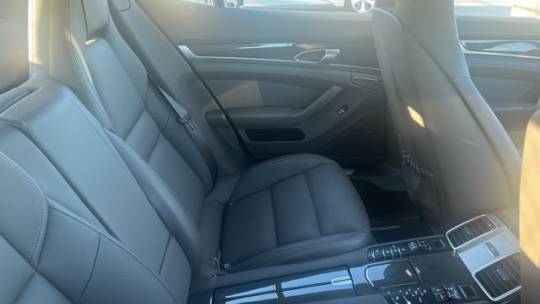 2016 Porsche Panamera