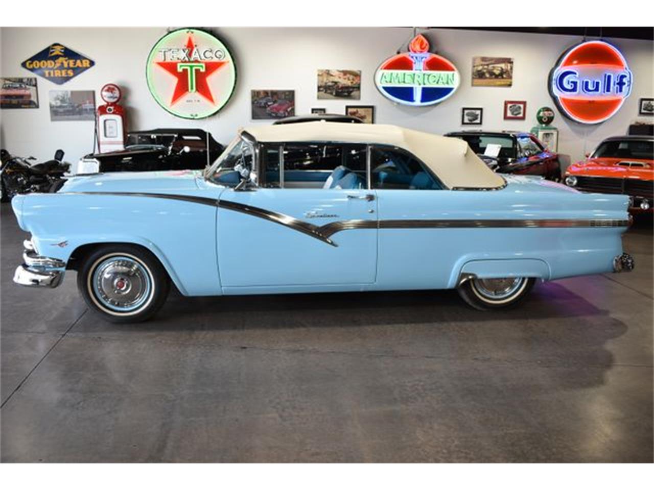 1956 ford fairlane