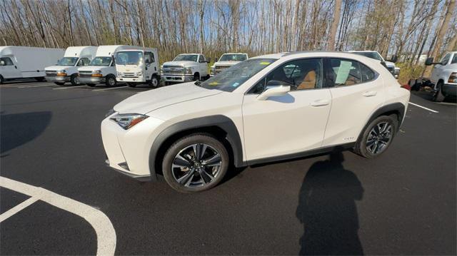 2021 lexus ux 250h base
