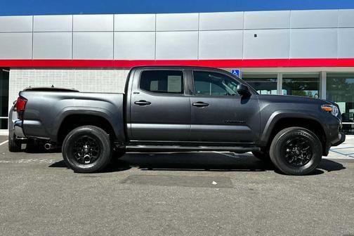 2021 toyota tacoma