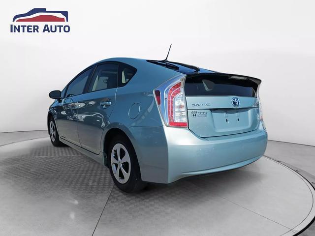 2012 toyota prius five