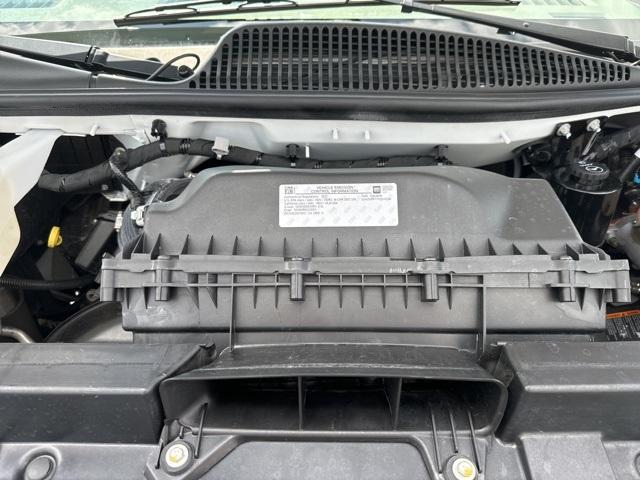 2022 chevrolet express 3500 lt