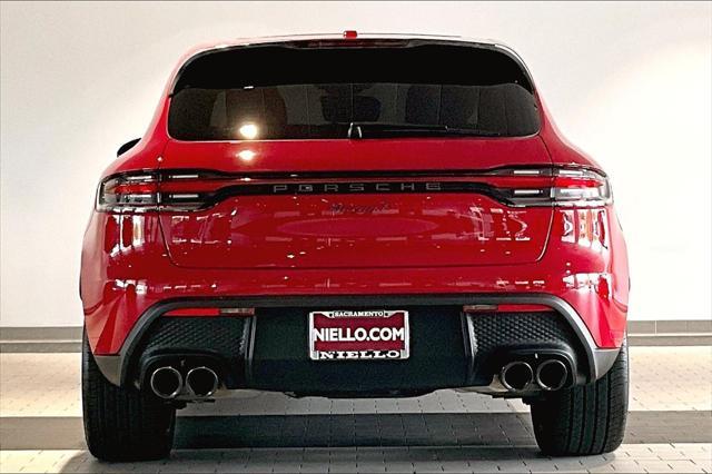 2023 porsche macan base