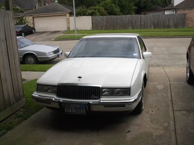 beautiful car with only 58k original miles-incredible driver